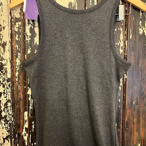 Women’s NWT Cup Of Therapy hug tank top. Size M. - Picture 4 of 8